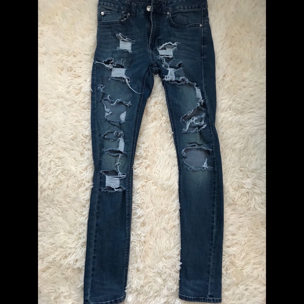 PacSun 🌊 Ripped Jeans